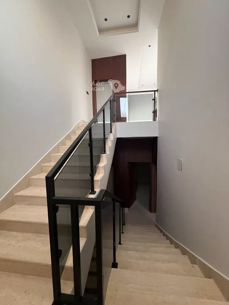 فيلا للبيع في شارع الوادي الأخضر, حي ديراب, مدينة الرياض, منطقة الرياض 13