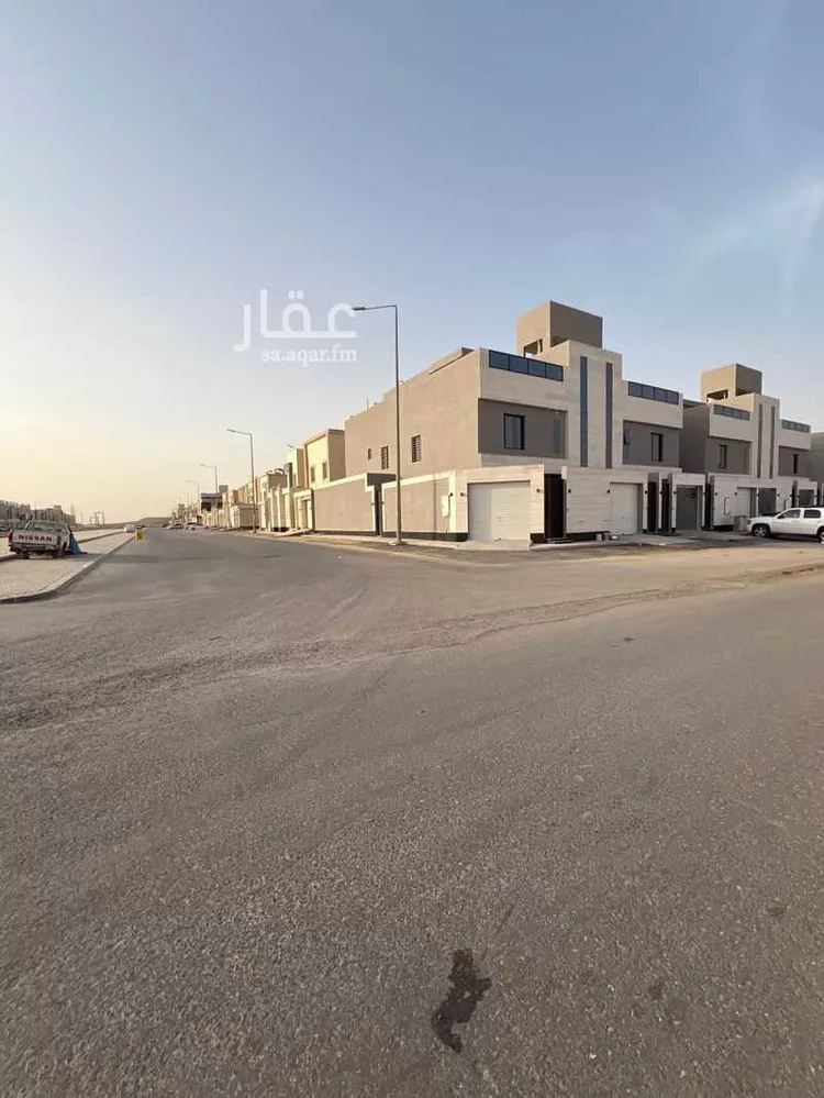 دور للبيع في شارع الرسالة, حي بدر, مدينة الرياض, منطقة الرياض صورة 2