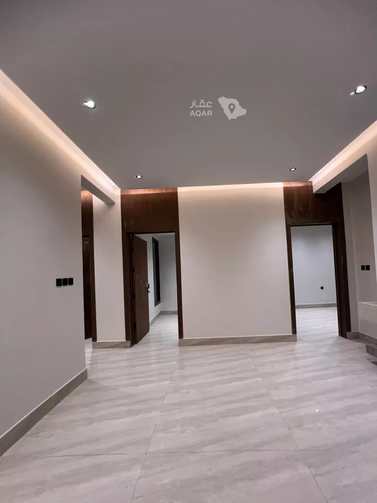 Floor for Sale in Riyadh Dirab 9