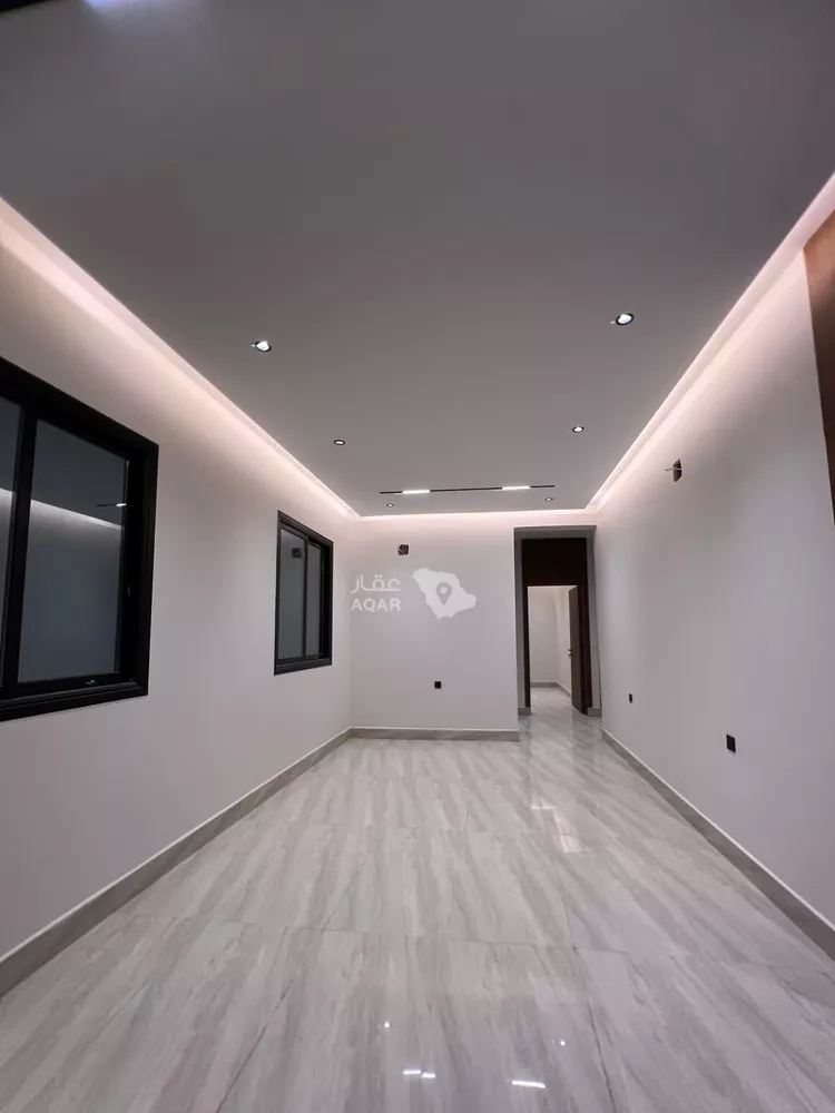 Floor for Sale in Riyadh Dirab 15