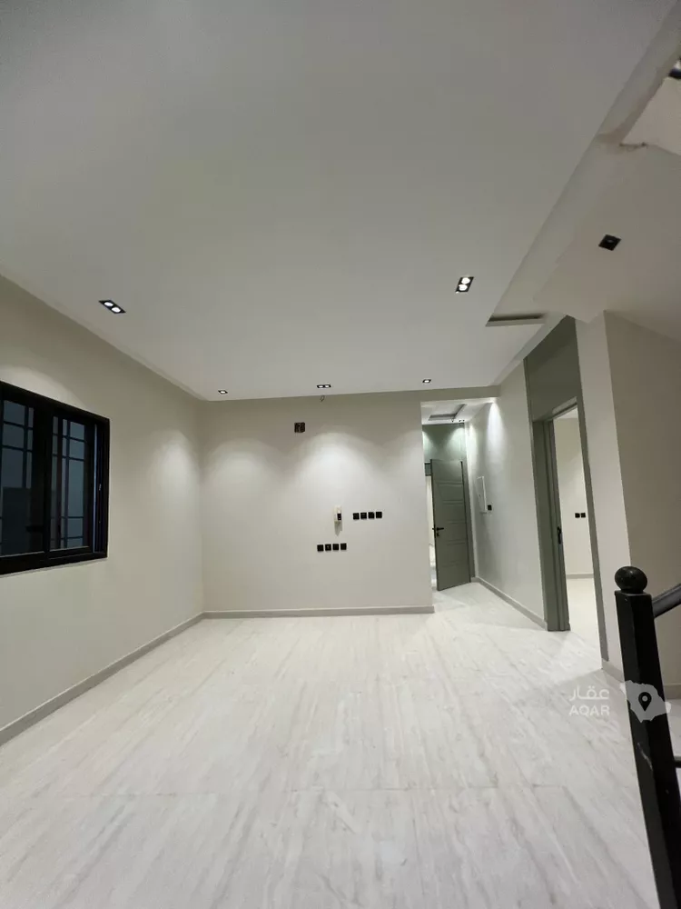 Floor for Sale in Riyadh Badr 7