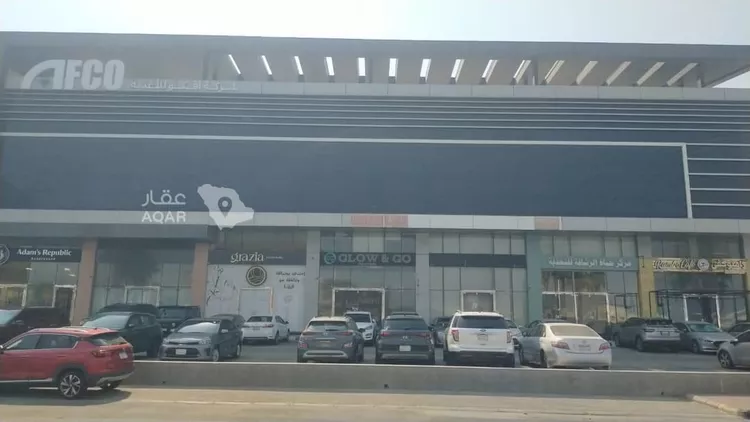محل للإيجار في شارع يوسف الشافعي, حي الشاطئ الغربي, مدينة الدمام, المنطقة الشرقية صورة 5