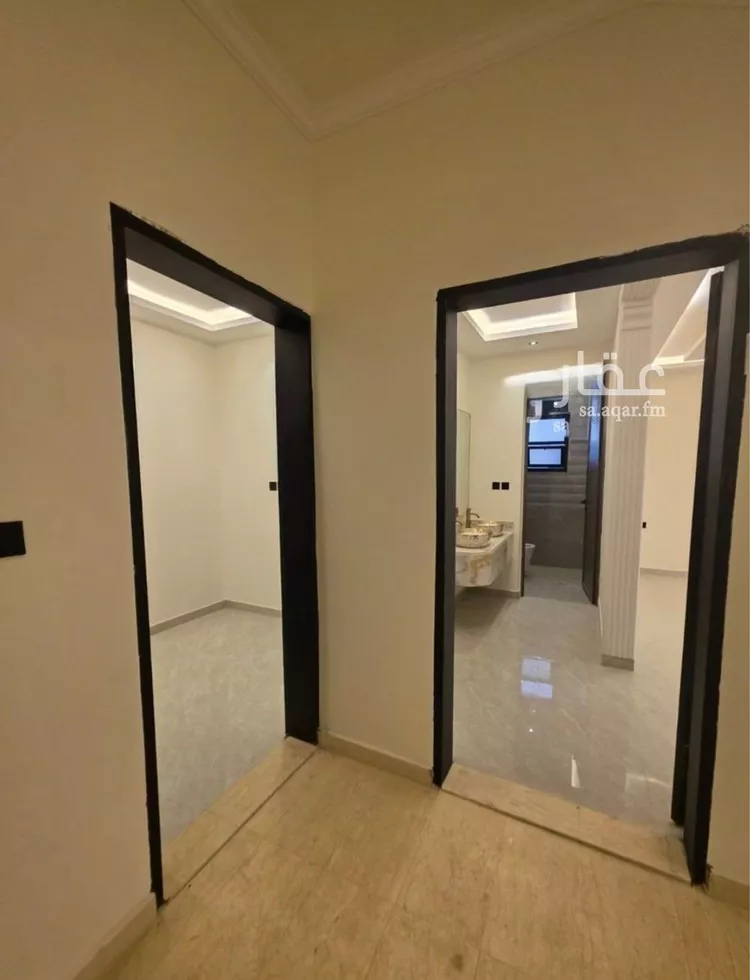 دور للبيع في شارع يزيد الحميري, حي بدر, مدينة الرياض, منطقة الرياض صورة 2