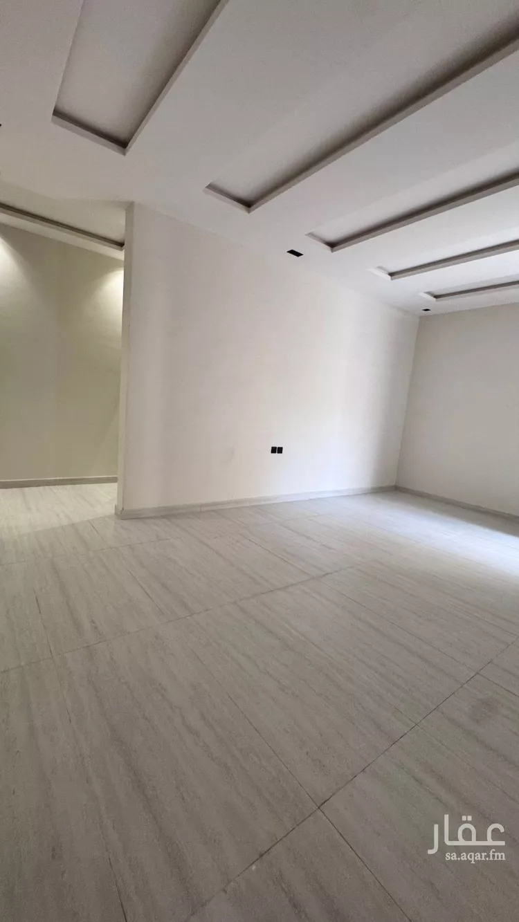 دور للبيع في شارع محمد بن الأزهر, حي بدر, مدينة الرياض, منطقة الرياض 8