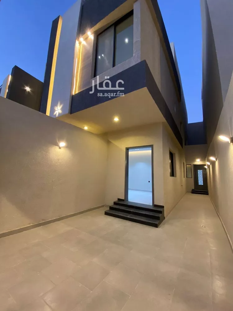 Floor for Sale in Riyadh Dirab 8