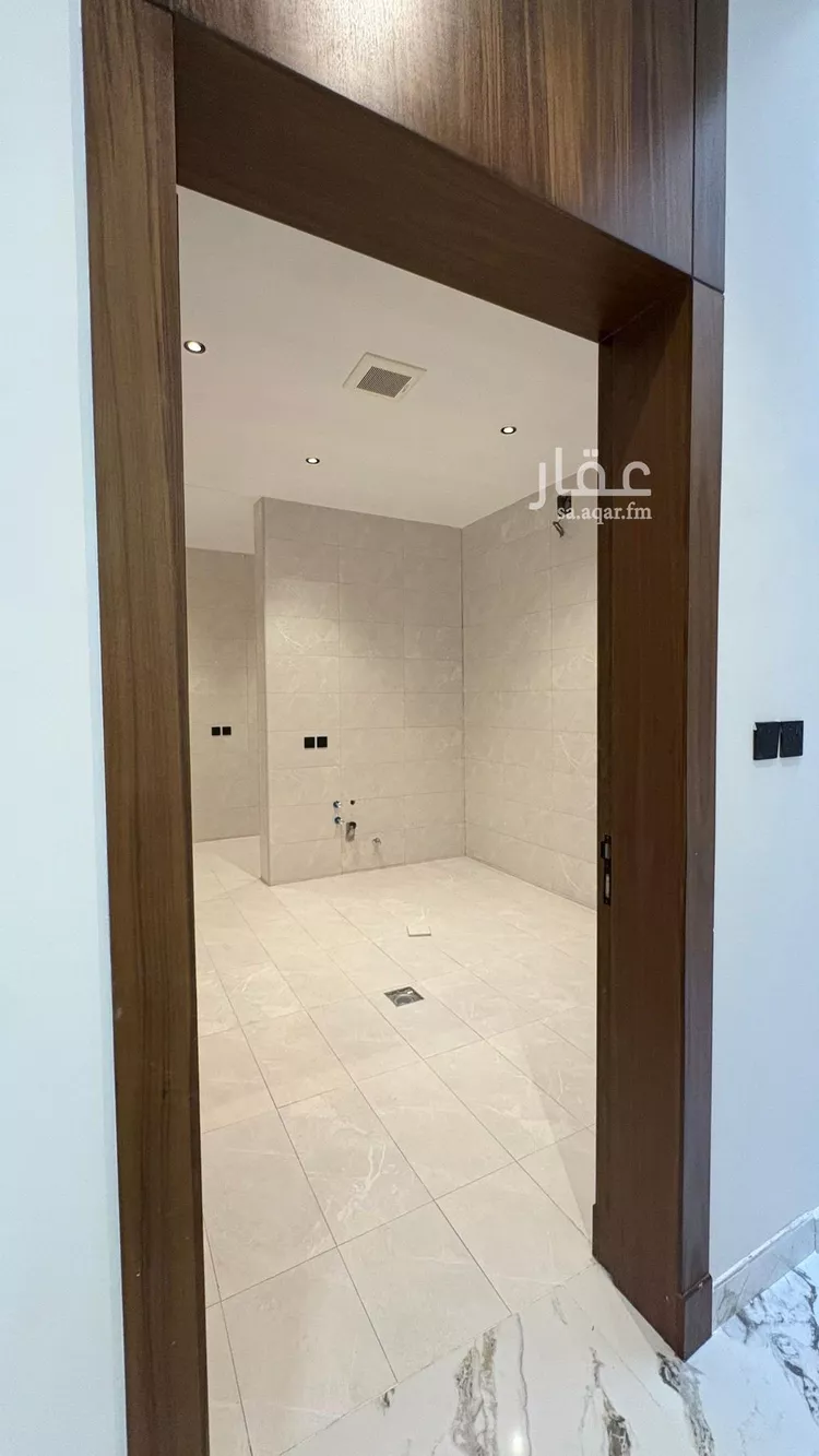 دور للبيع في شارع جبل أبام, حي بدر, مدينة الرياض, منطقة الرياض 6