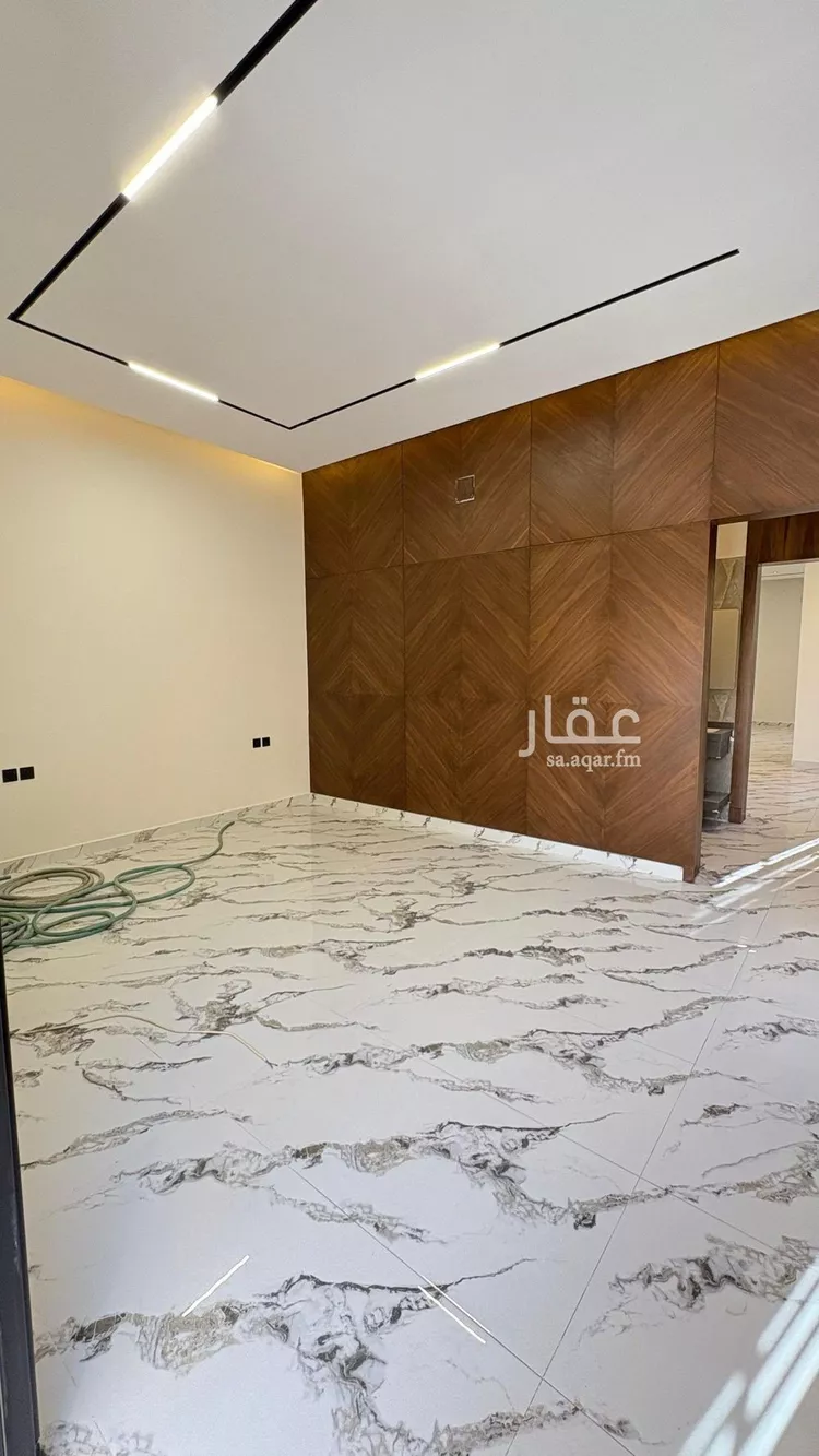 دور للبيع في شارع جبل أبام, حي بدر, مدينة الرياض, منطقة الرياض 9