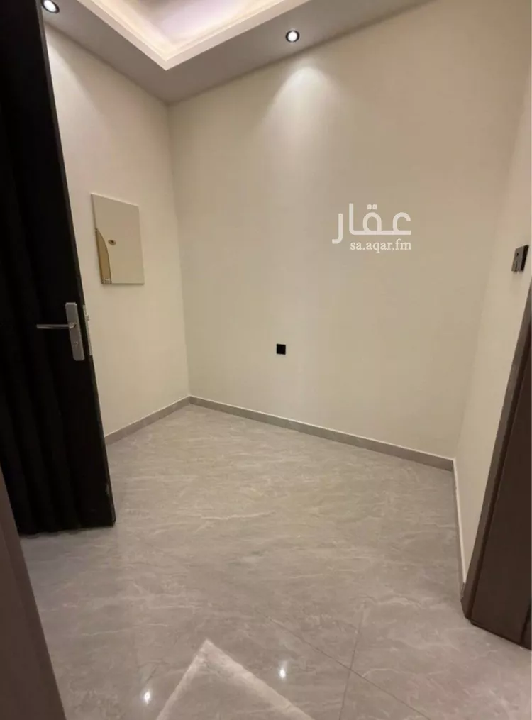 Floor for Sale in Riyadh Badr 7