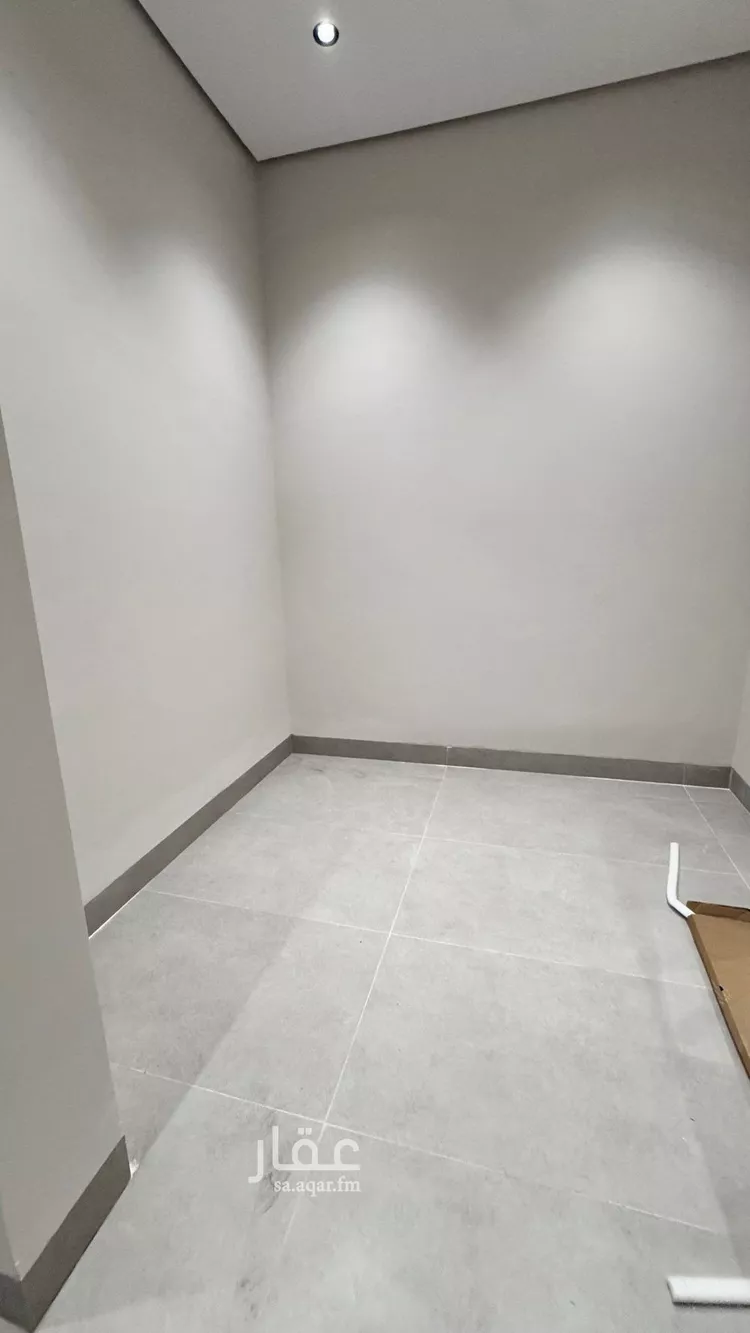 فيلا للبيع في شارع وادي فاطمة, حي بدر, مدينة الرياض, منطقة الرياض صورة 5