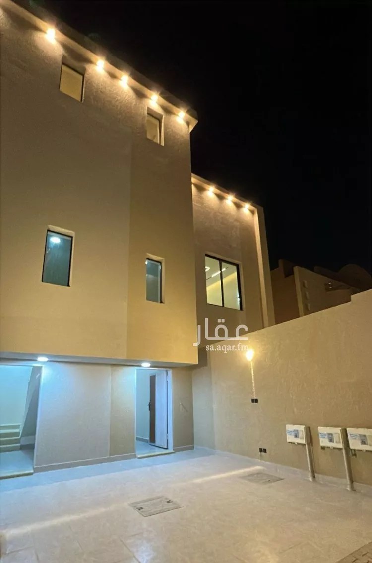 دور للبيع في شارع المديد, حي الحزم, مدينة الرياض, منطقة الرياض