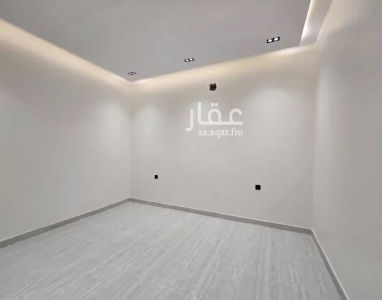 Floor for Sale in Riyadh Badr 8