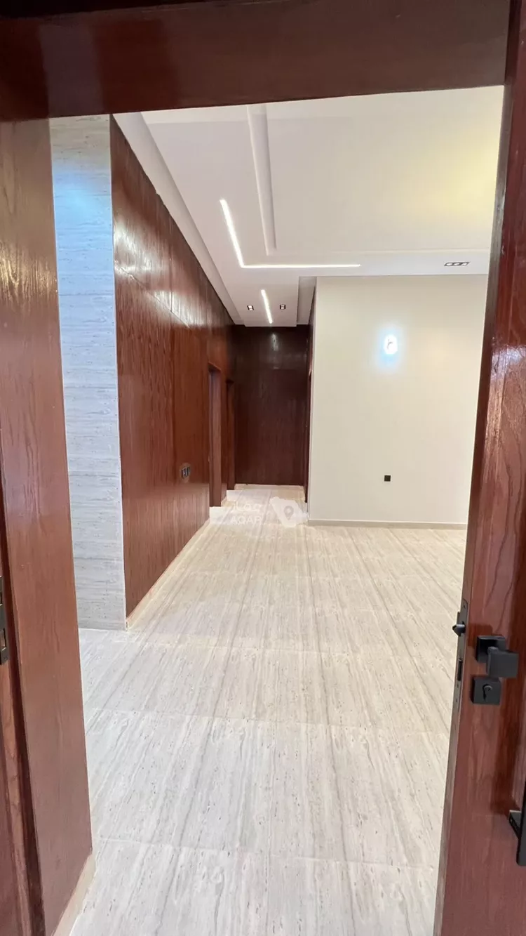 Floor for Sale in Riyadh Tuwaiq صورة 5