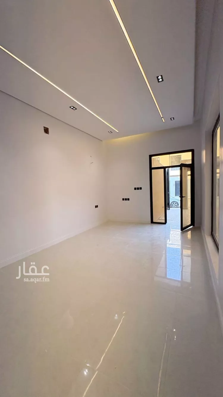 Floor for Sale in Riyadh Okaz صورة 2