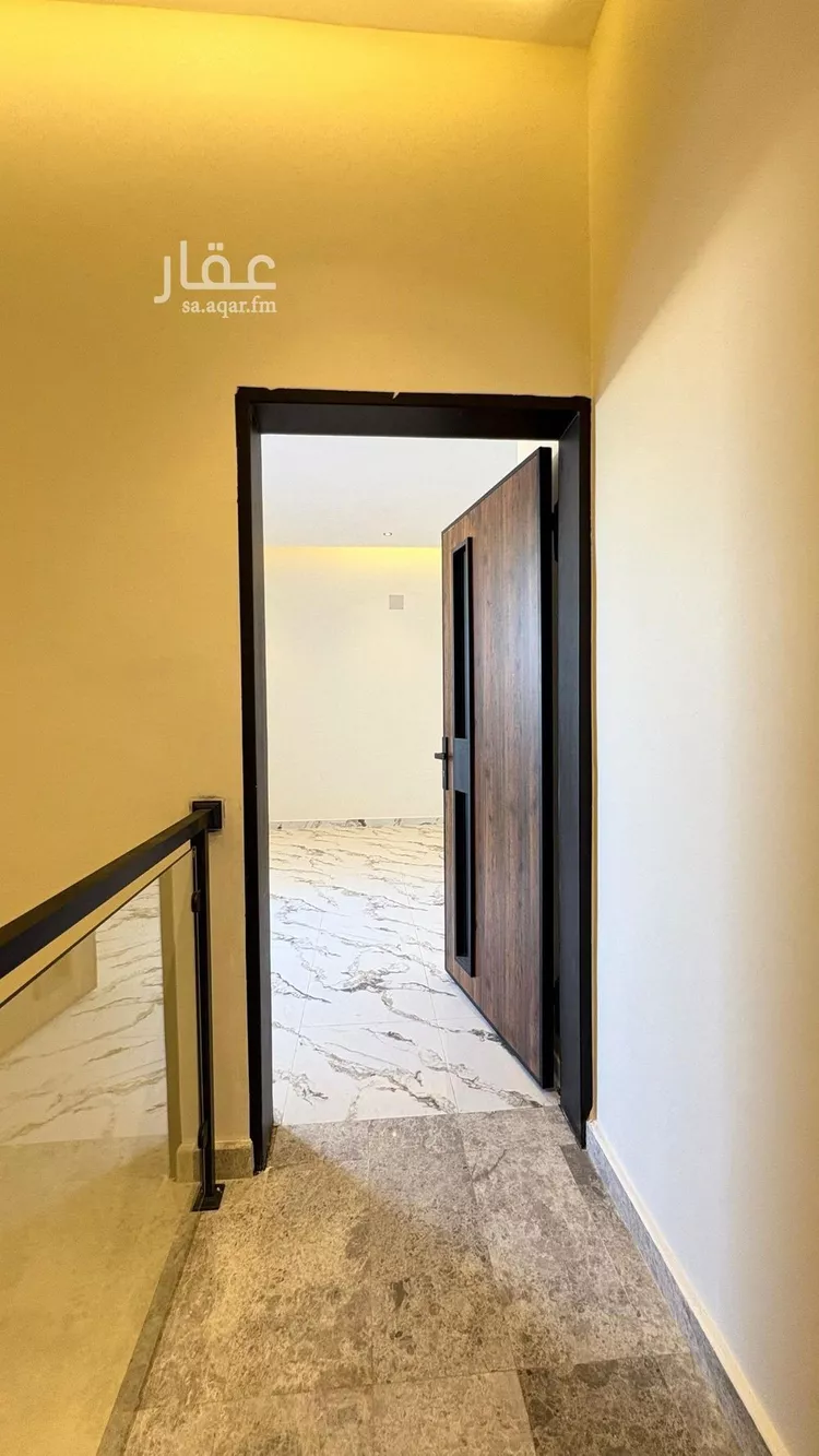 Floor for Sale in Riyadh Badr 9