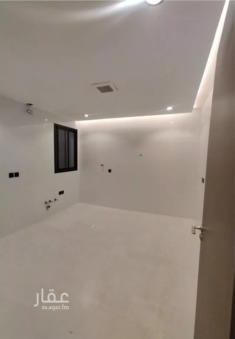 Floor for Sale in Riyadh Badr 10