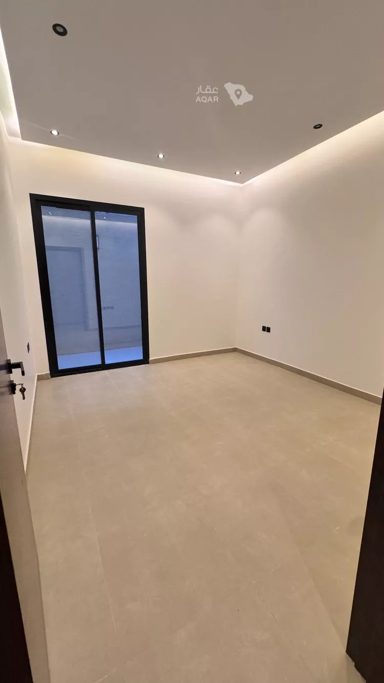 Floor for Sale in Riyadh Al Hazm 5