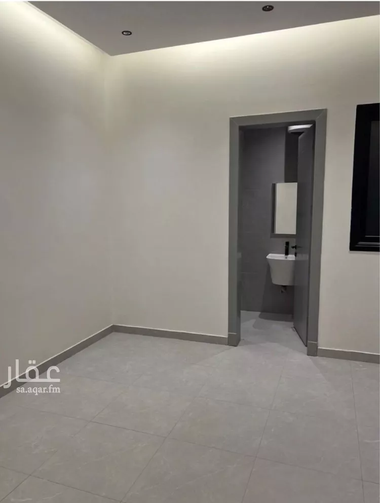 دور للبيع في شارع حرب بن ابي العالية, حي بدر, مدينة الرياض, منطقة الرياض صورة 2