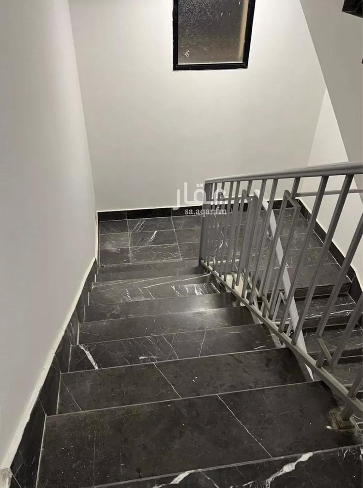 دور للبيع في شارع حرب بن ابي العالية, حي بدر, مدينة الرياض, منطقة الرياض صورة 3