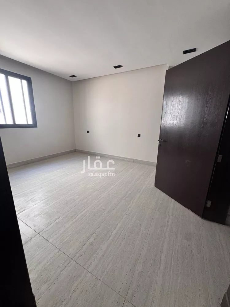 دور للبيع في شارع ثابت الجرجاني, حي بدر, مدينة الرياض, منطقة الرياض 8