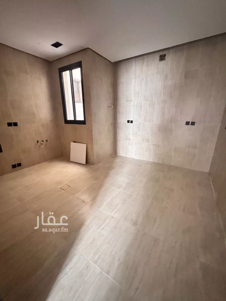 دور للبيع في شارع ريس, حي بدر, مدينة الرياض, منطقة الرياض صورة 5