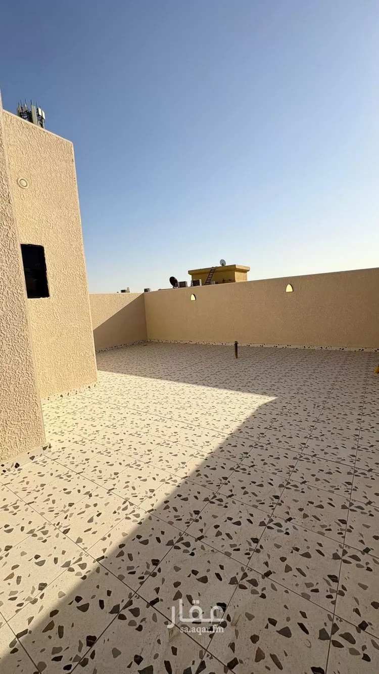 Floor for Sale in Riyadh Badr 15