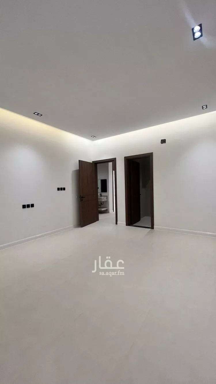 شقة للبيع في شارع الجنابين, حي عكاظ, مدينة الرياض, منطقة الرياض 6