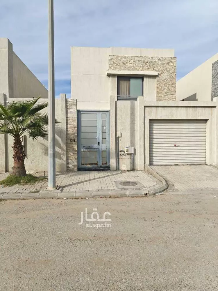 فيلا للبيع في شارع العباس بن يزيد ، حي النهضة ، الدمام ، الدمام