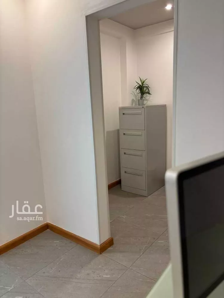 مكتب تجاري للإيجار في شارع ابو النصر الخطيب, حي النهضة, مدينة جدة, منطقة مكة المكرمة صورة 5