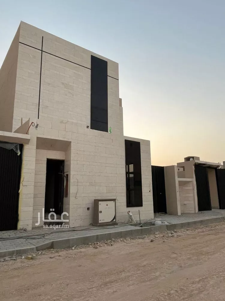 فيلا للبيع في شارع محمد بن أحمد الحجازي, حي المهدية, مدينة الرياض, منطقة الرياض صورة 3