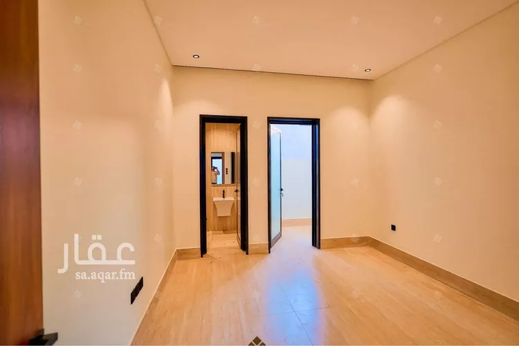 Villa for Sale in Riyadh Al Mahdiyah 25