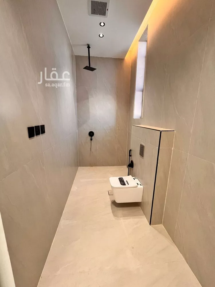 فيلا للبيع في شارع علي بن سلامة اللخمي, حي المهدية, مدينة الرياض, منطقة الرياض 12