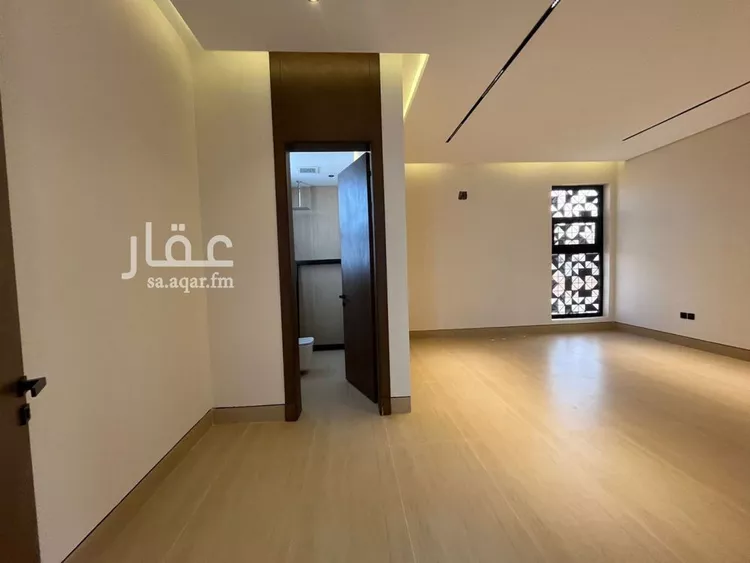 فيلا للبيع في شارع عبدالمنعم بن أبي المعمر, حي المهدية, مدينة الرياض, منطقة الرياض 17
