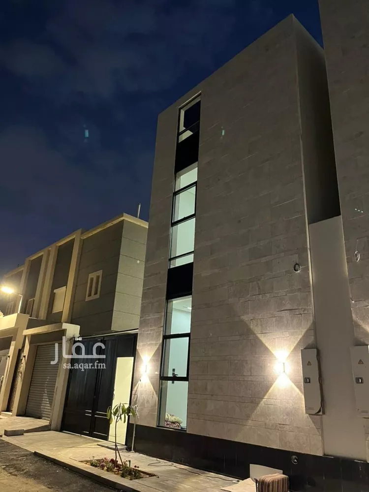 فيلا للبيع في شارع أحمد بن الحسن الأنصاري, حي المهدية, مدينة الرياض, منطقة الرياض 11