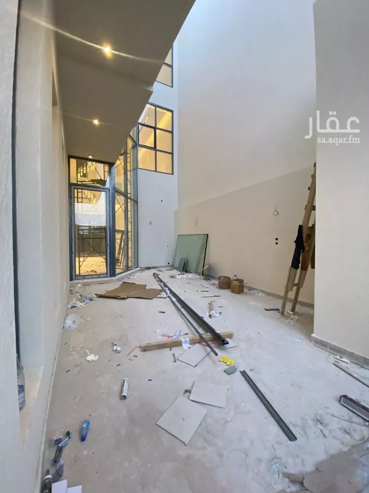 فيلا للبيع في شارع خلف الأحمر, حي المهدية, مدينة الرياض, منطقة الرياض 16