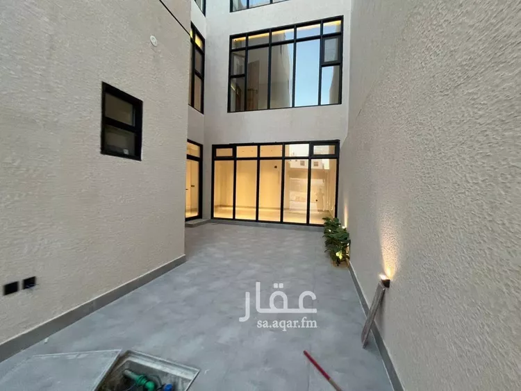 Villa for Sale in Riyadh Al Mahdiyah 25