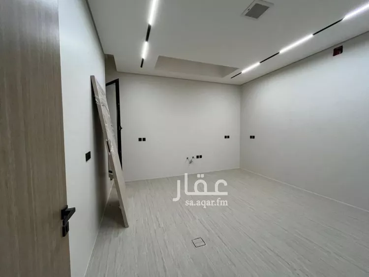 فيلا للبيع في شارع أحمد بن الحسن الأنصاري, حي المهدية, مدينة الرياض, منطقة الرياض 6