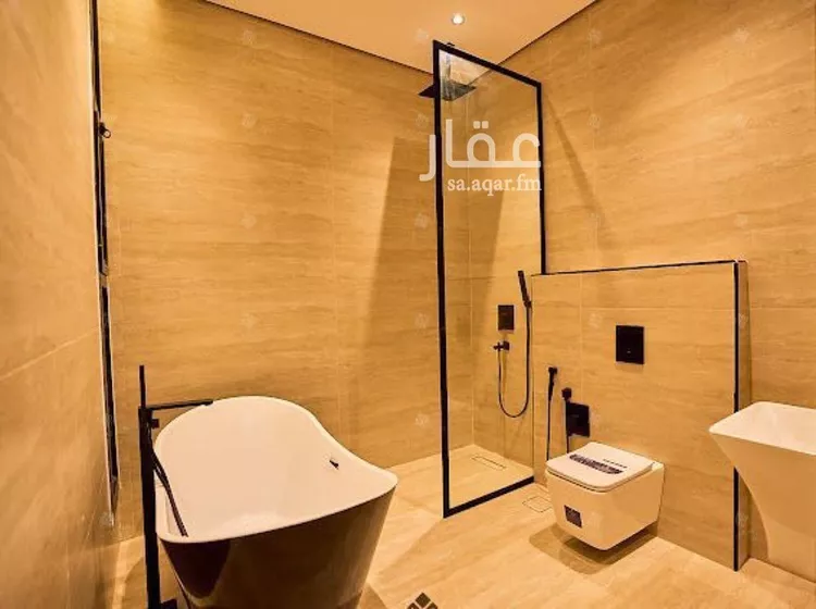 فيلا للبيع في شارع أبي الشيخ الأصبهاني, حي المهدية, مدينة الرياض, منطقة الرياض صورة 4