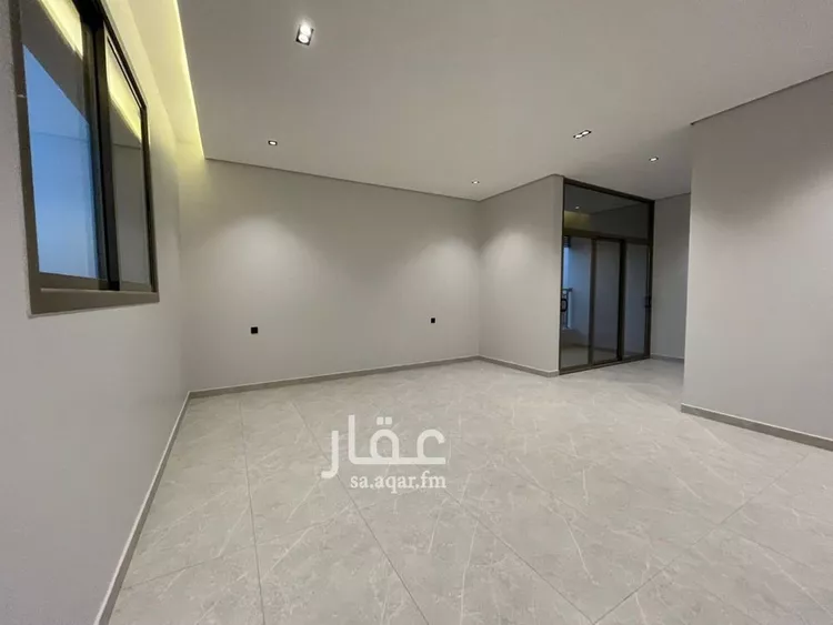 فيلا للبيع في شارع أبي الشيخ الأصبهاني, حي المهدية, مدينة الرياض, منطقة الرياض 18