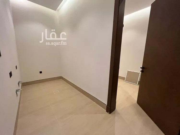 فيلا للبيع في شارع عبدالمنعم بن أبي المعمر, حي المهدية, مدينة الرياض, منطقة الرياض 14