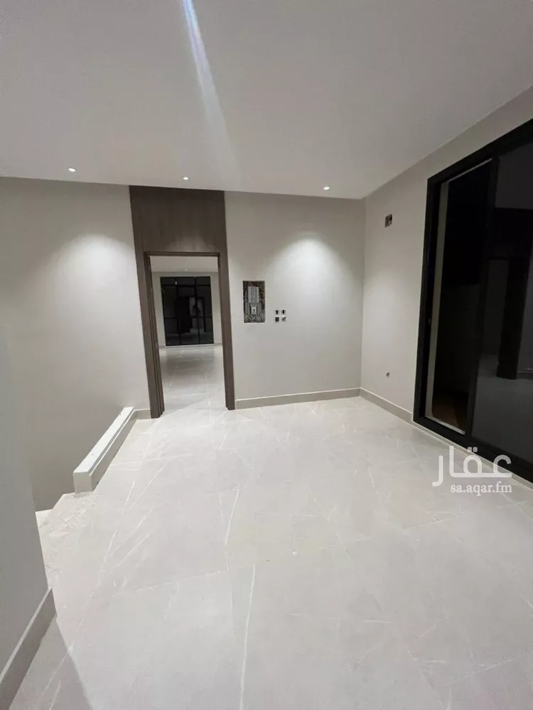 دور للبيع في شارع عبدالحق الأزدي, حي الروضة, مدينة الرياض, منطقة الرياض صورة 2