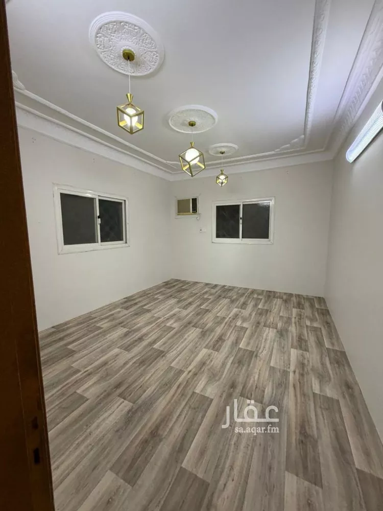 فيلا للبيع في شارع المنقلة, حي اليرموك, مدينة الرياض, منطقة الرياض صورة 2
