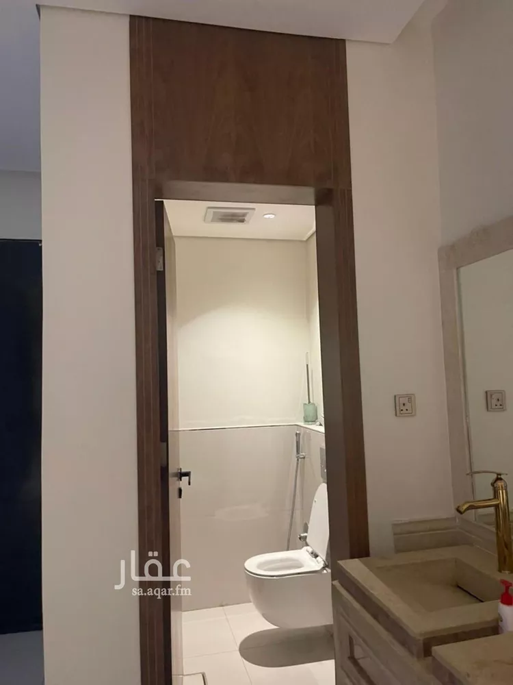 فيلا للبيع في شارع تنال المطار, حي الرمال, مدينة الرياض, منطقة الرياض صورة 4