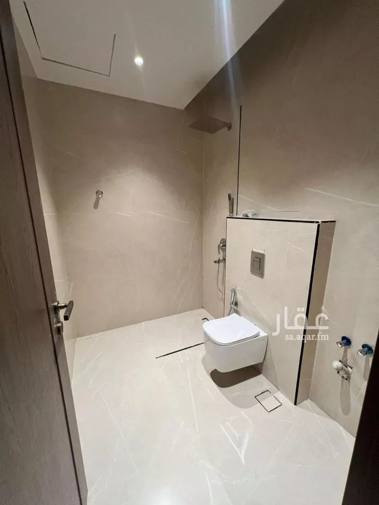 دور للبيع في شارع عبدالحق الأزدي, حي الروضة, مدينة الرياض, منطقة الرياض صورة 4