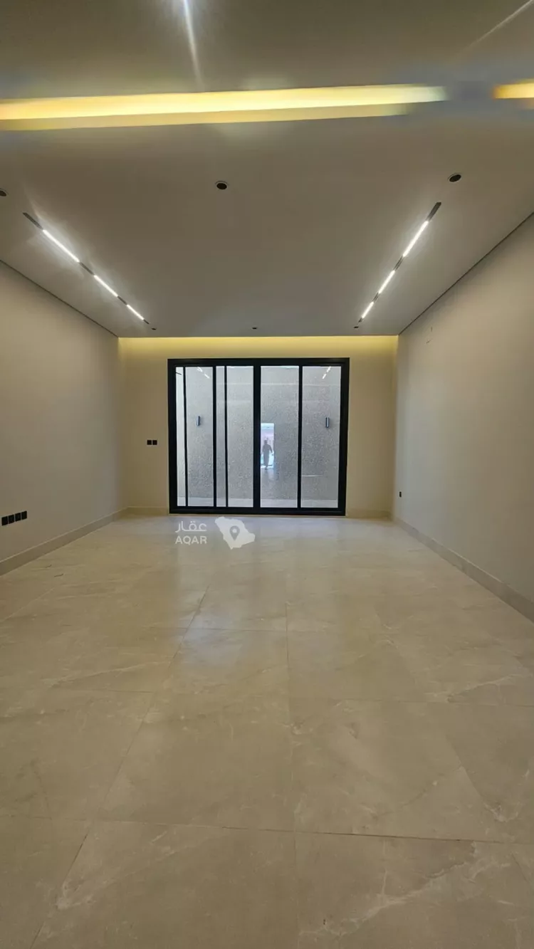 فيلا للبيع في شارع عبدالحق الأزدي, حي الروضة, مدينة الرياض, منطقة الرياض 8