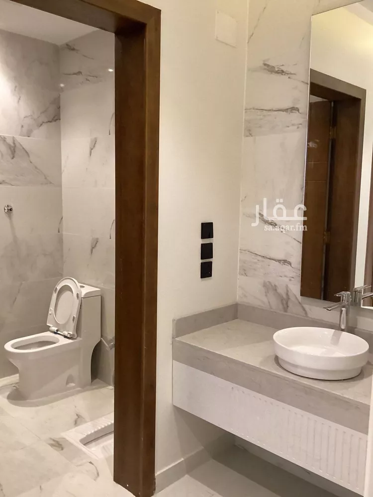 شقة للبيع في شارع المدينة العسكريه, حي المعلاة, مدينة أحد رفيدة, منطقة عسير صورة 4