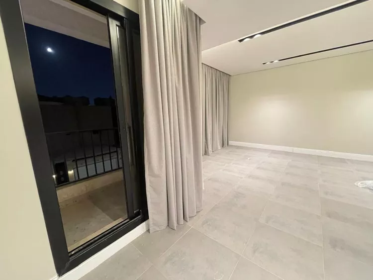 شقة للبيع في شارع إدريس السنوسي, حي المنار, مدينة الرياض, منطقة الرياض صورة 4