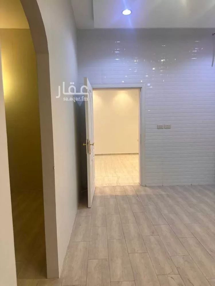 Floor for Rent in Taif Awdah 9