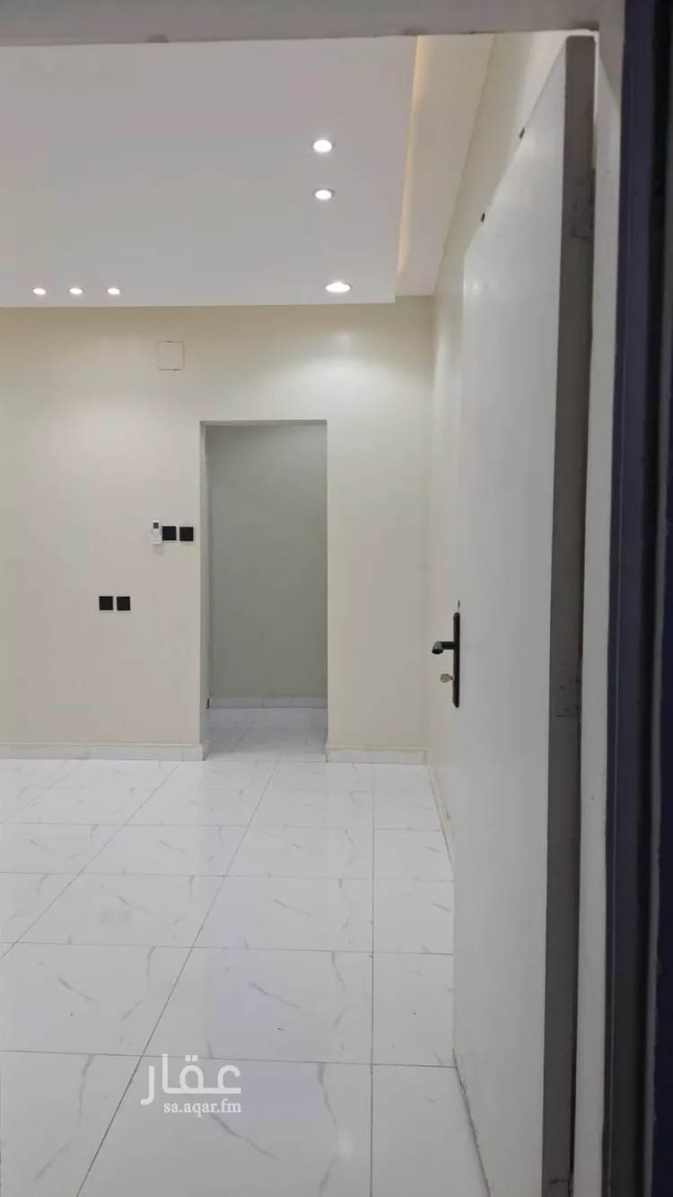 شقة للإيجار في شارع النجاح, حي إشبيلية, مدينة الرياض, منطقة الرياض 8