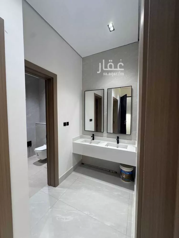فيلا للبيع في شارع الندوة, حي الندوة, مدينة الرياض, منطقة الرياض صورة 2