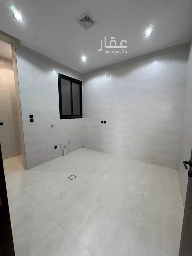 فيلا للبيع في شارع الورود 22, حي الورود, مدينة المزاحمية, منطقة الرياض صورة 4